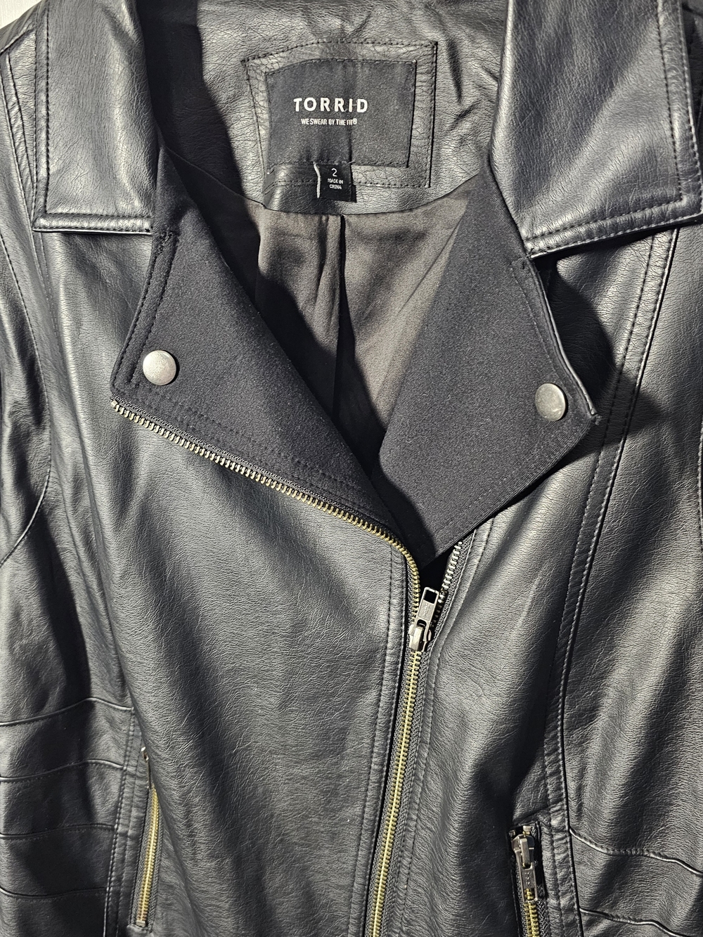 Torrid Black Faux Leather Moto Jacket - Picture 4 of 8